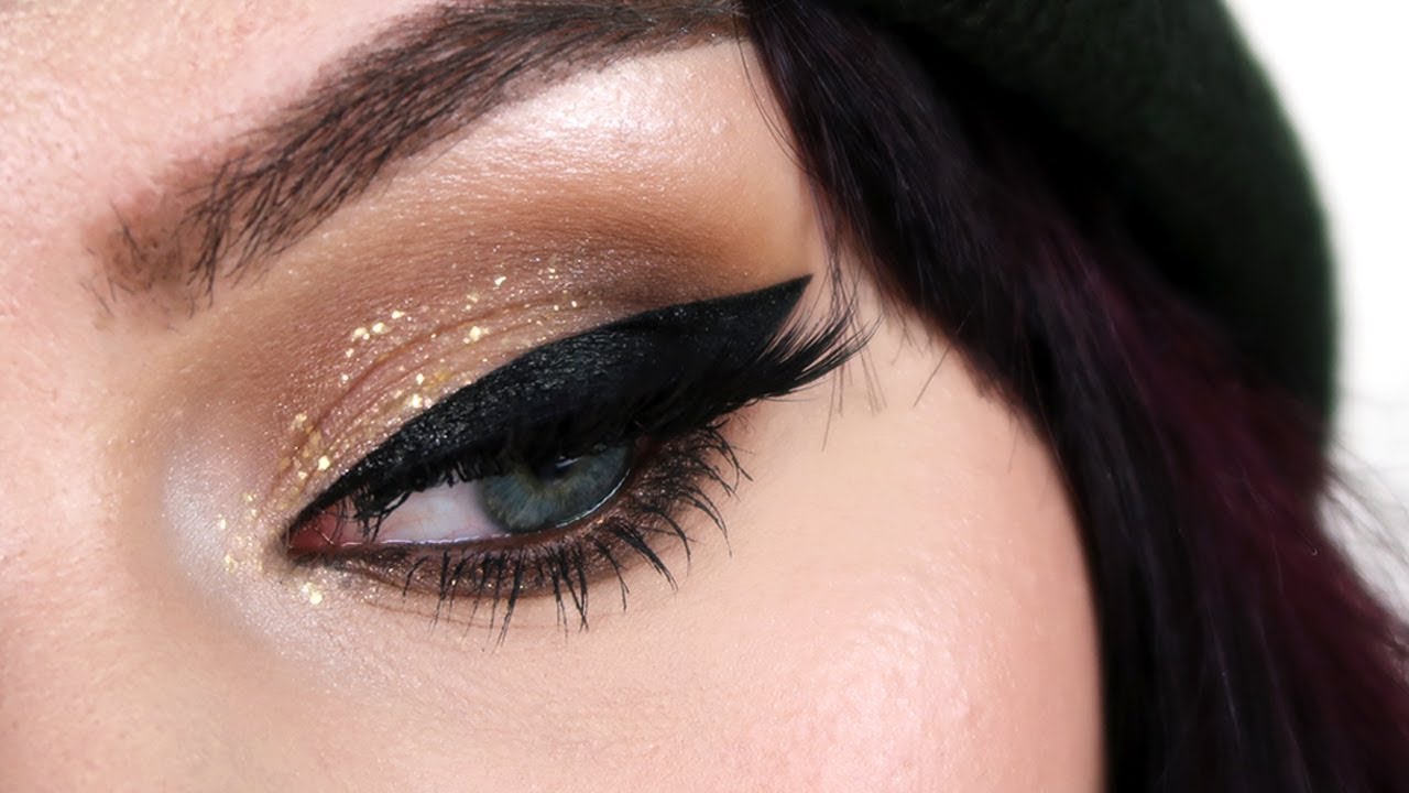 Quick Inspo • Broken Gold Glitter