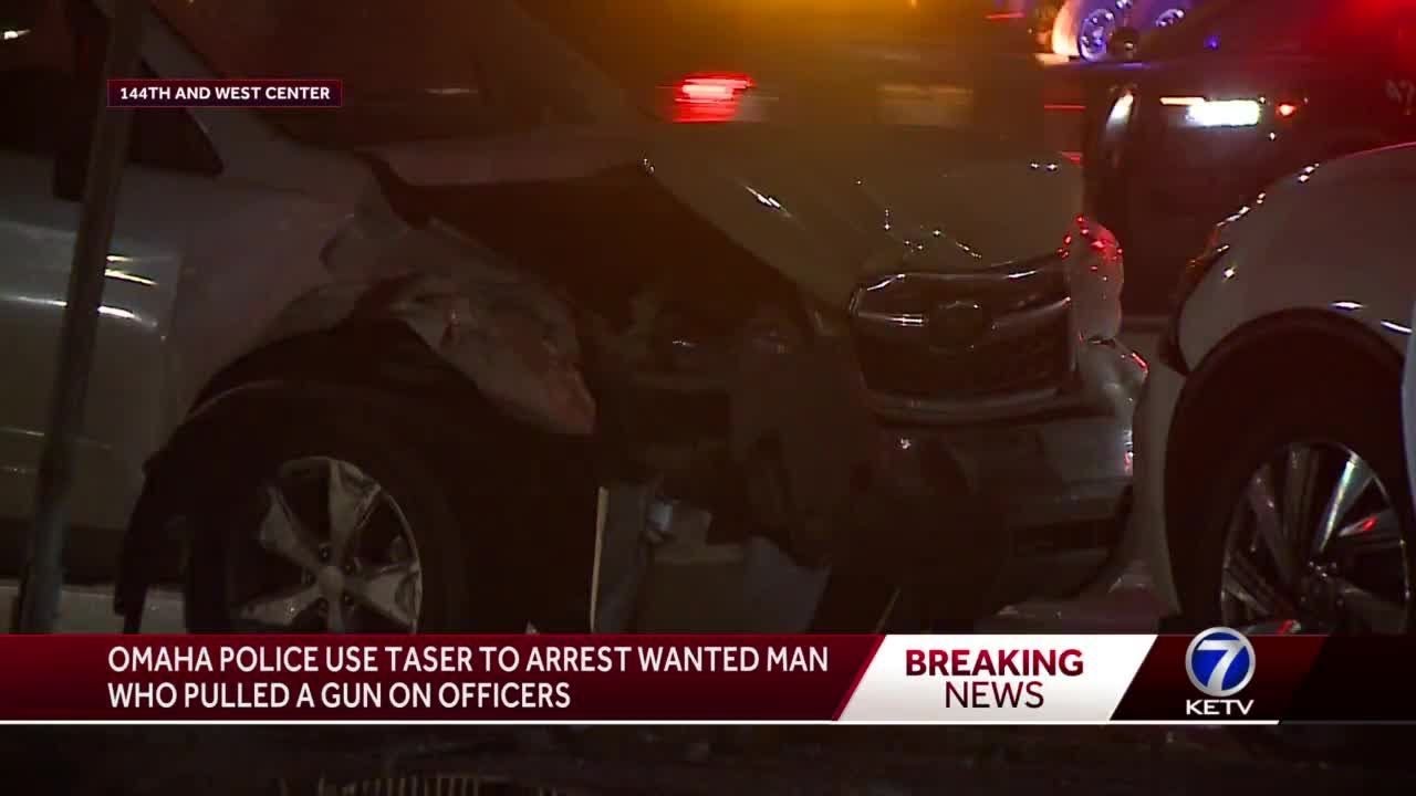 Omaha police use taser to arrest wanted man who pulled gun on officers