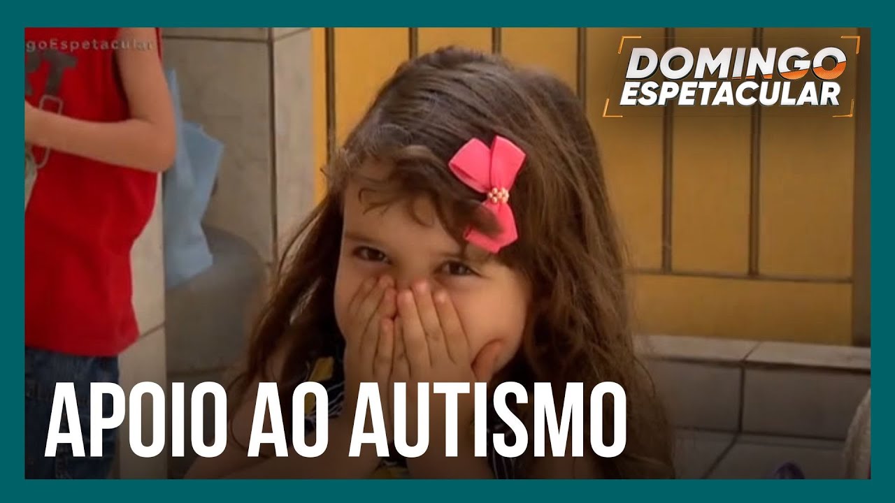 Menina autista recebe ajuda da ABADS para viver melhor