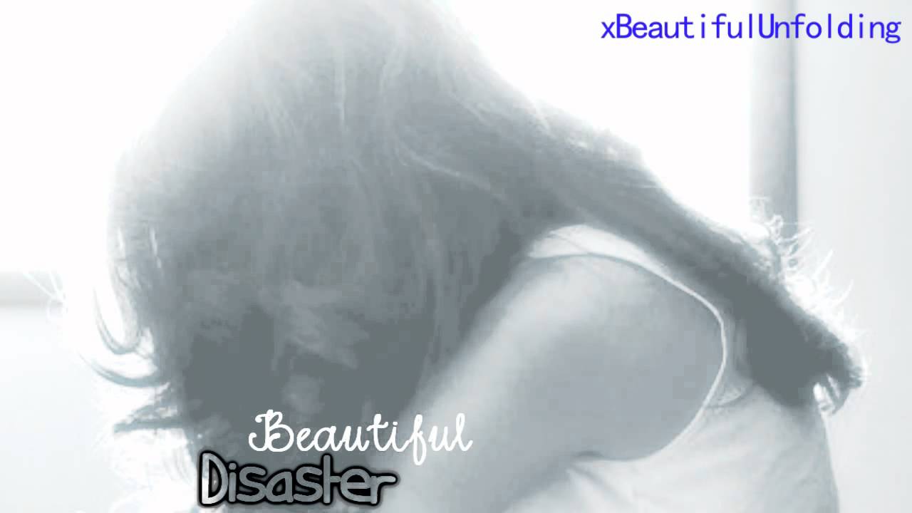 Beautiful Disaster:__Chapter 3