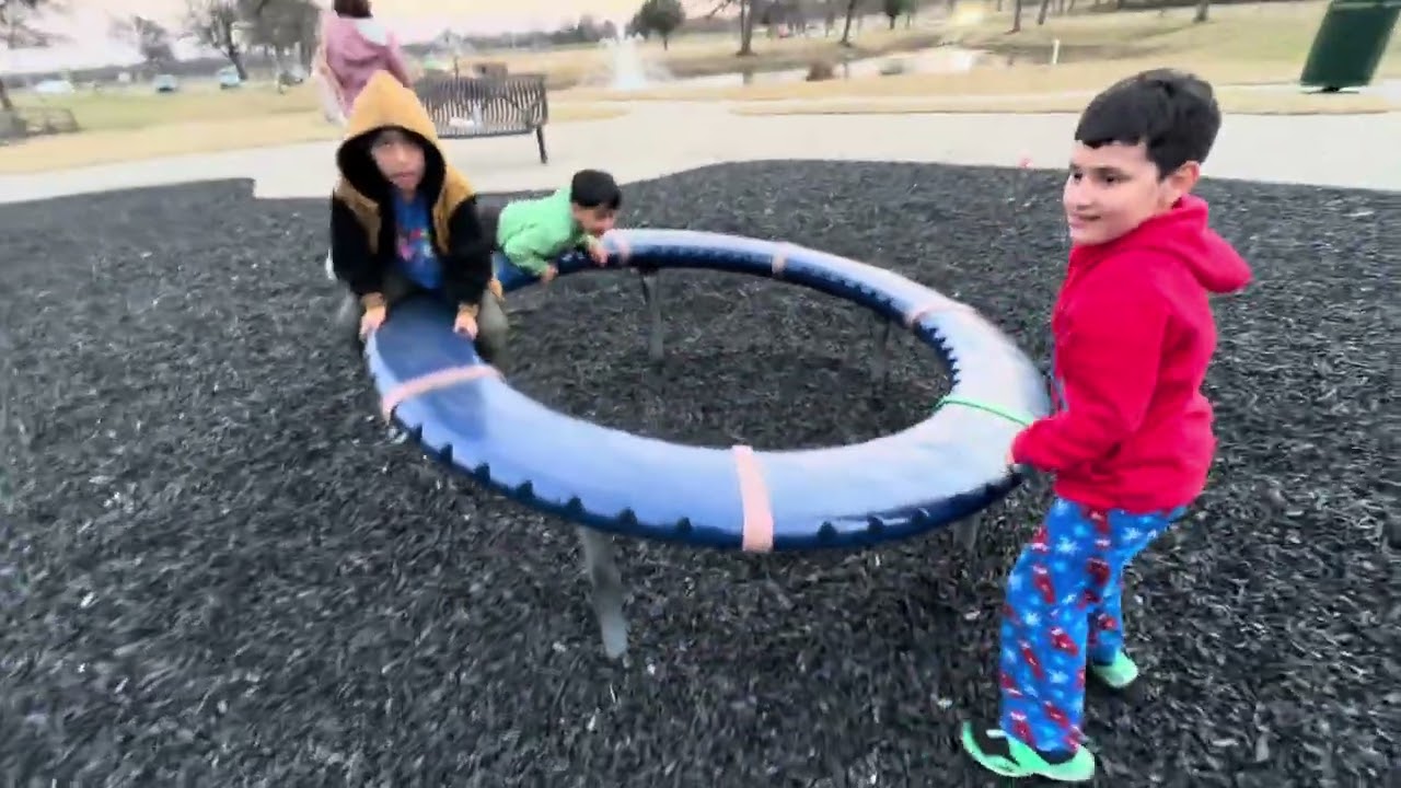 Día de parque con amigo Íker 