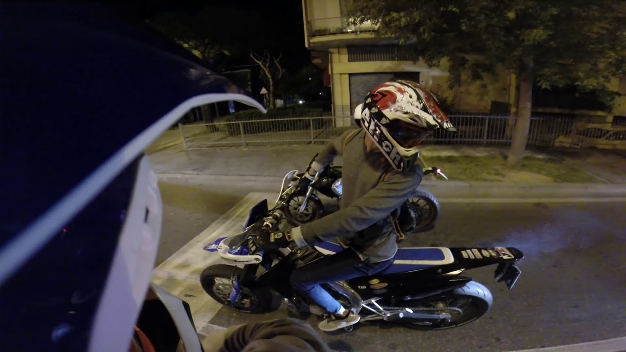 TM SMR 125 VS TM SMR 300 GOPRO HERO 3+ (CRAZY NIGHT)