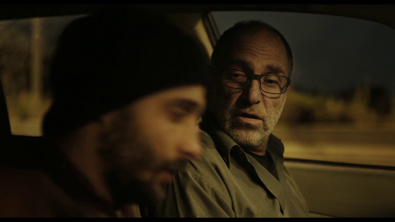 נפתלי אוסף את פאהד -  Naftaly picks up Fahed (הבן דוד - The Cousin)