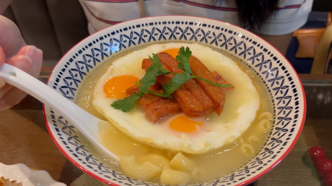 Hong Kong Comfort Food Feast at Tai Cheong Bakery in Holland Village!