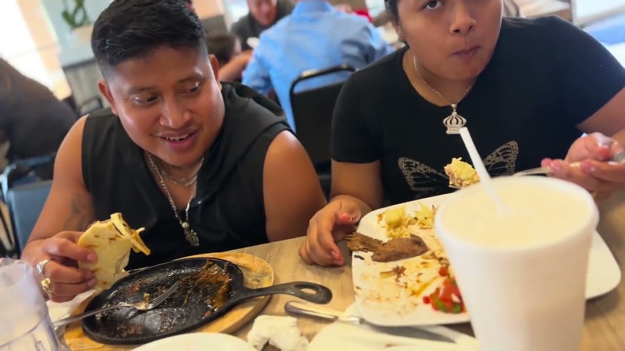 WE WENT OUT TO EAT (EP.168) #subscribe #vlog #familychannel #trending #family #familyvlog #dailyvlog