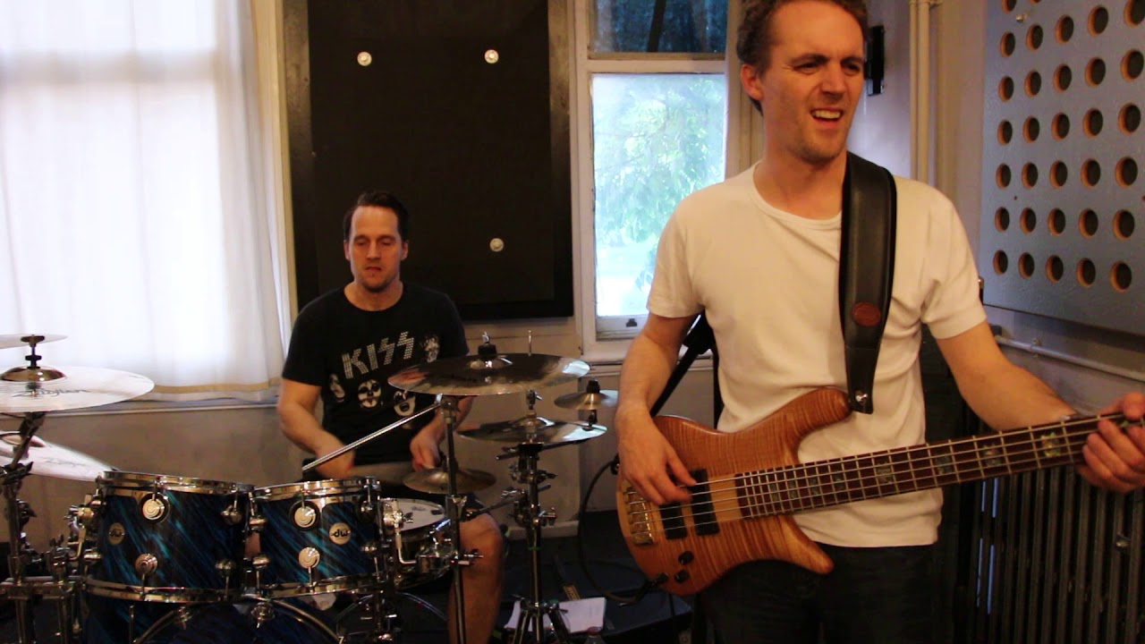 Parallax - Commodore 64 SID80's Rehearsal Brighton C64 Retro Music