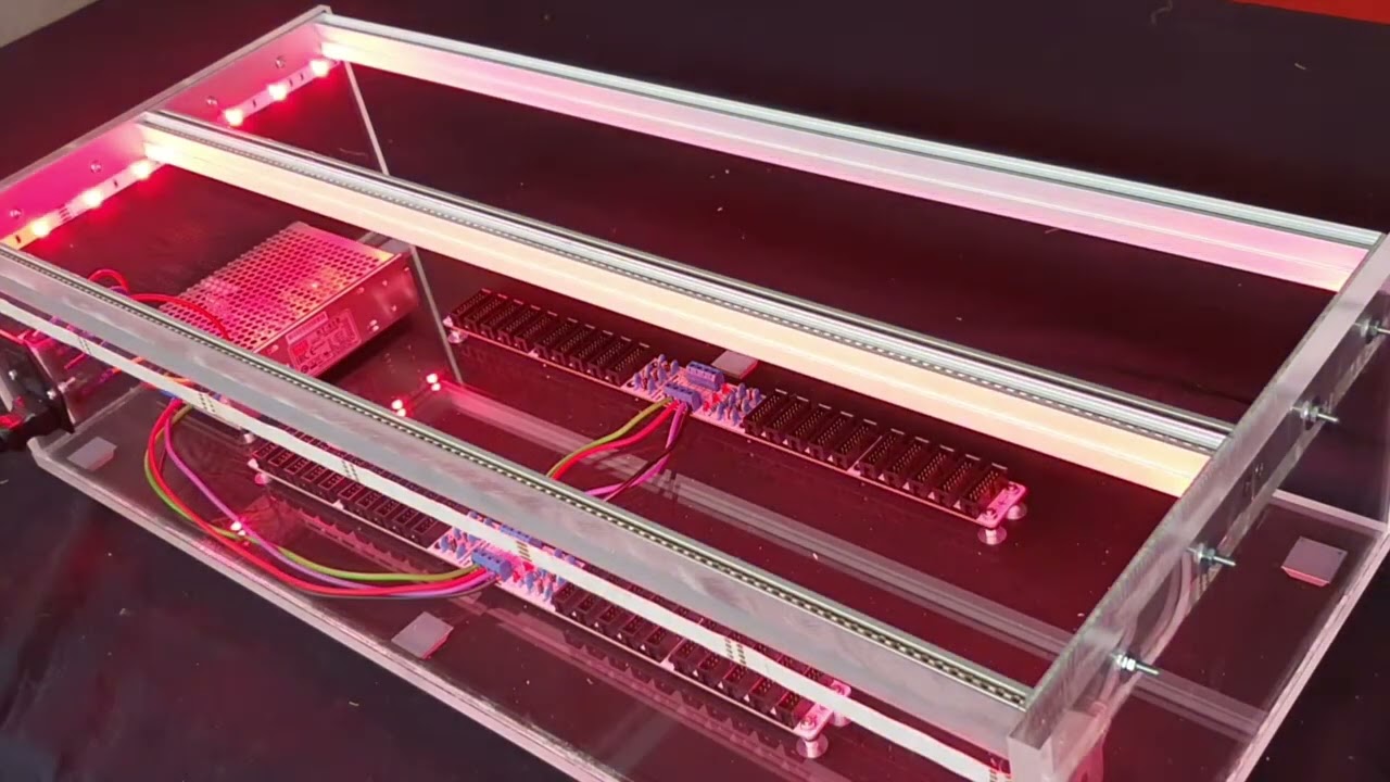 Construire un case modulaire 6U en acrylique (126hp) : Design, LED & Sound test