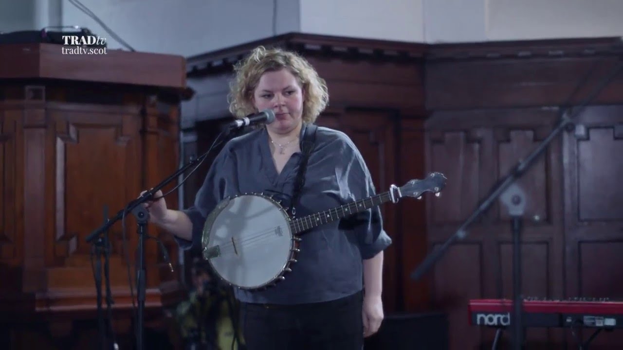 Mairearad and Anna perform 