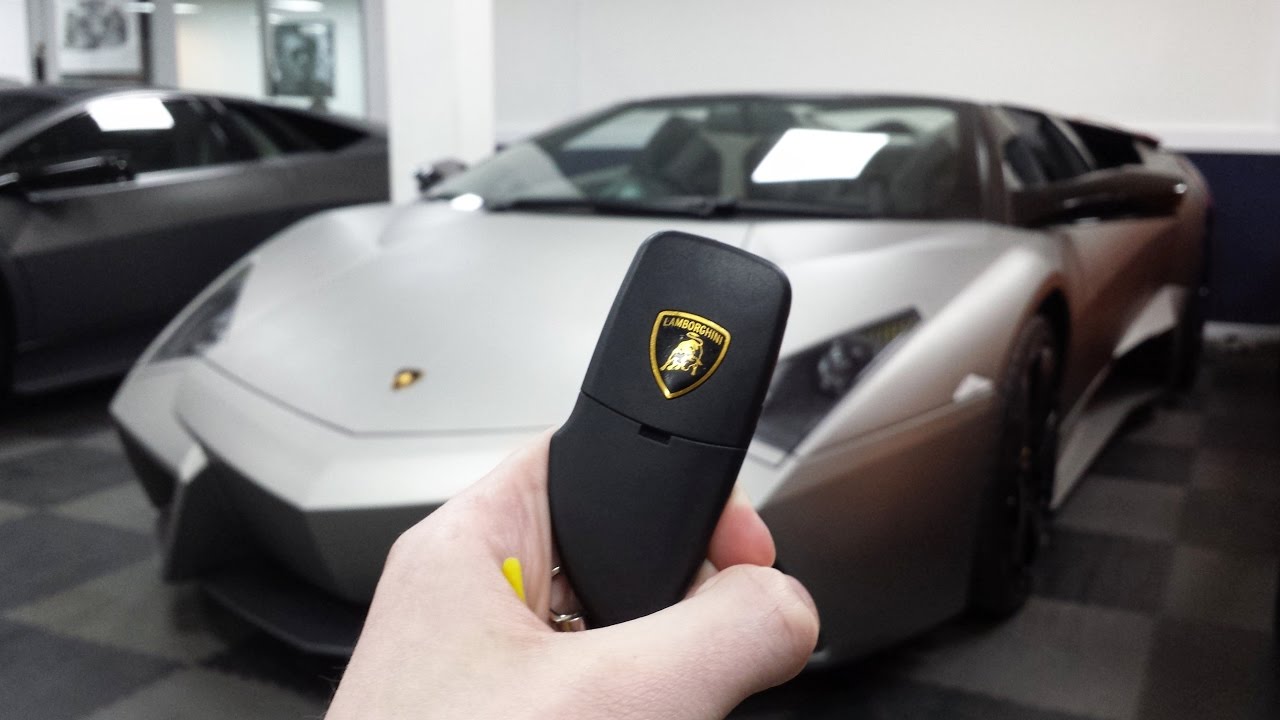 Lamborghini Reventón Roadster: In-Depth Exterior and Interior Tour.