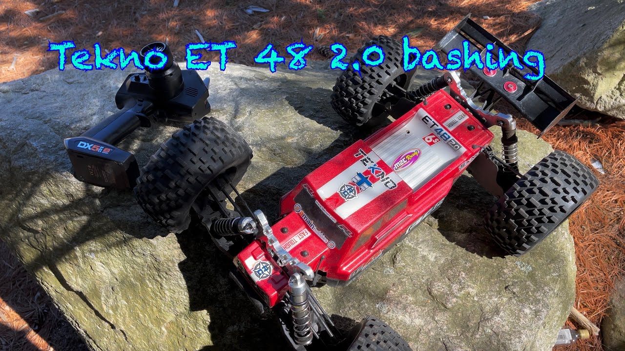 Tekno ET 48 2.0 bashing at the sand dunes!!!