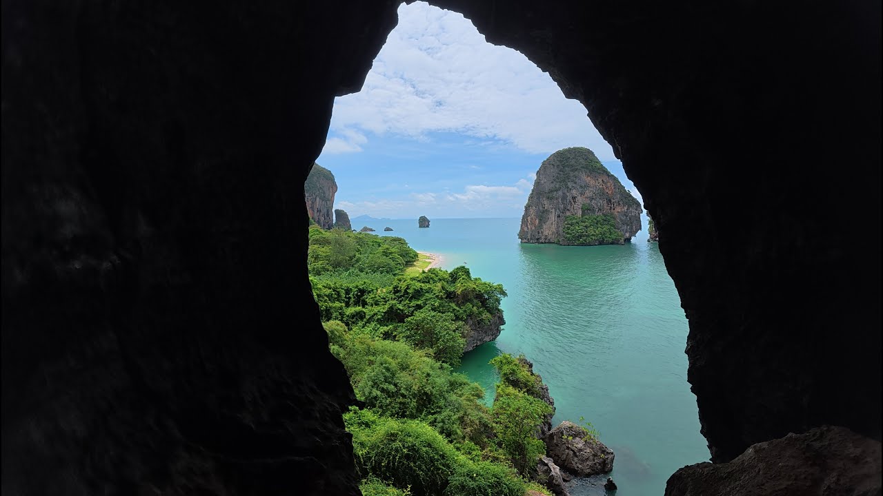 251007 - Bat Cave, Phra Nang Beach, Railay, Krabi, Thailand (2 of 2)