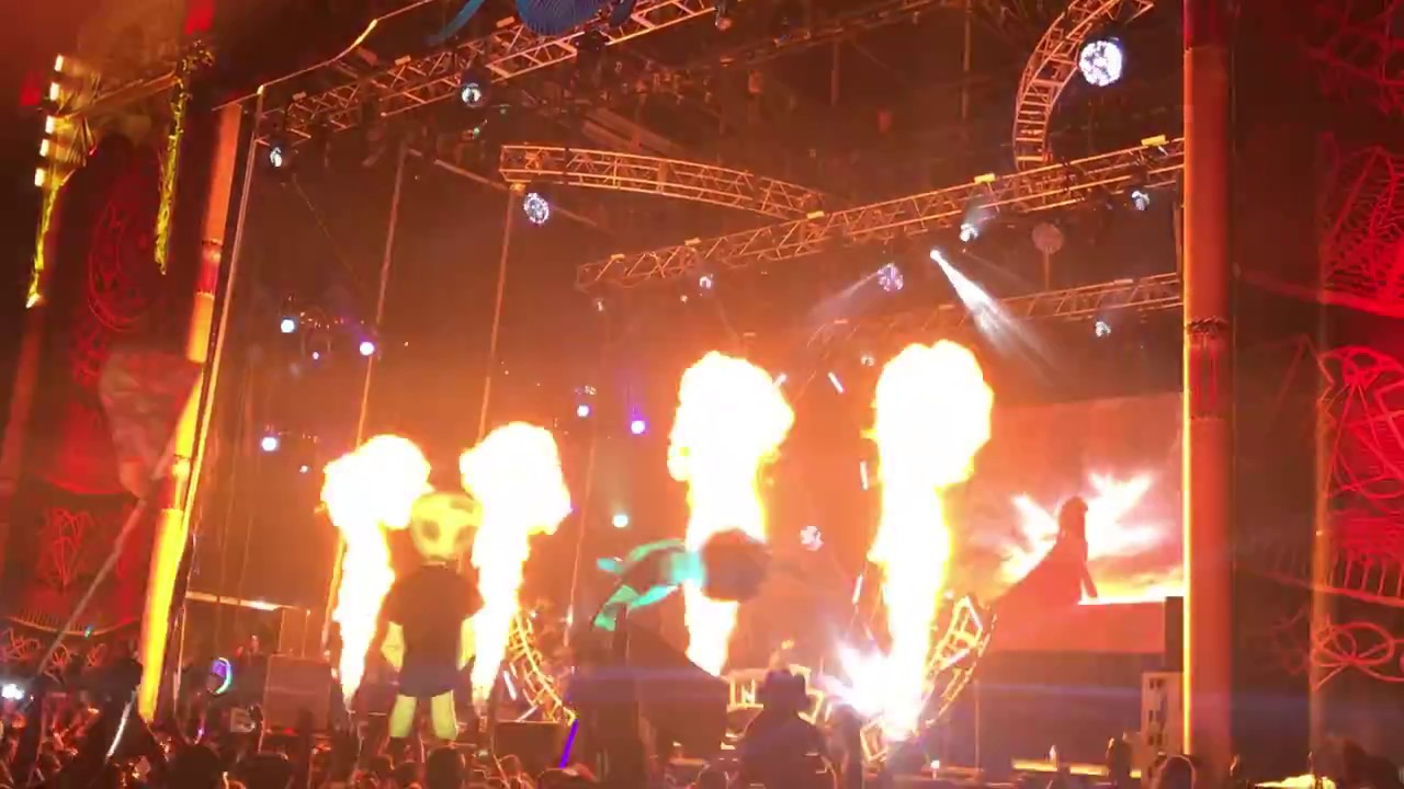 Illenium - Fractures (Live at Electric Forest 2017)