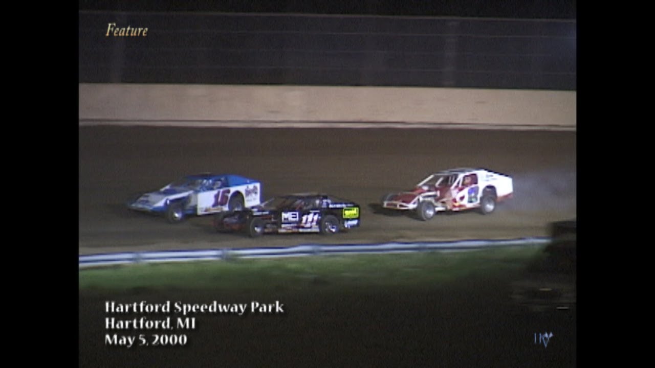 IMCA Modifieds - Hartford Speedway Park  Hartford, MI  May 5, 2000