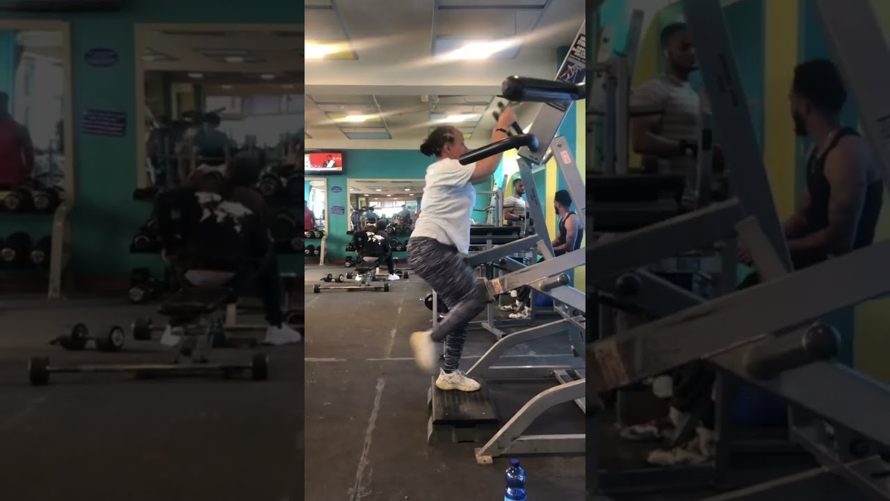 LET&rsquo;S WORKOUT TOGETHER 🏋️&zwj;♀️🏋️&zwj;♀️ #ethiopia #fitnessmotivation #losingweight #motivateyourself