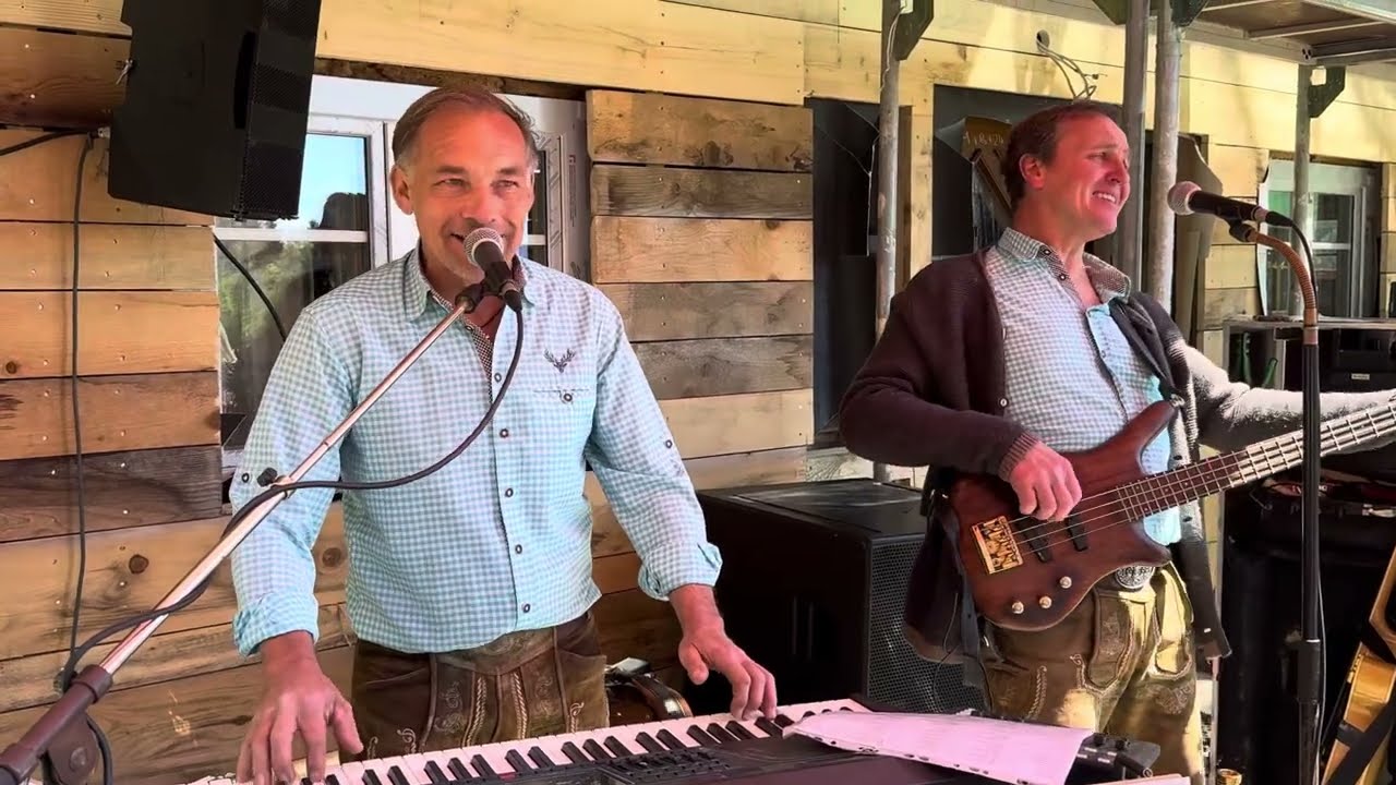 Alpenstarkstrom in der Blockhütte Oberstaufen, Video 14 am 27.04.2024, Partyband, Alpenstarkstrom,