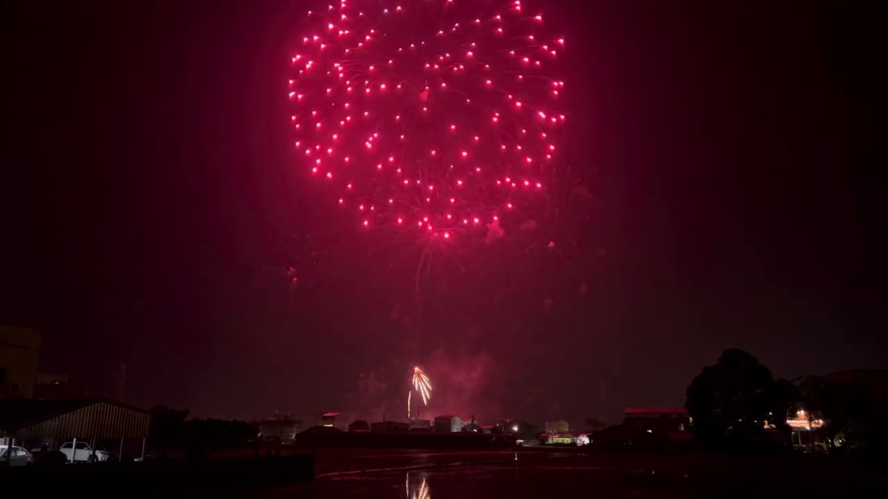 2025.02.16 五股開臺尊王過 前往次房股大埤鄉豐田村成功廟過爐 煙火秀 #fireworks #花火  #煙火 #高空煙火秀 #風火輪
