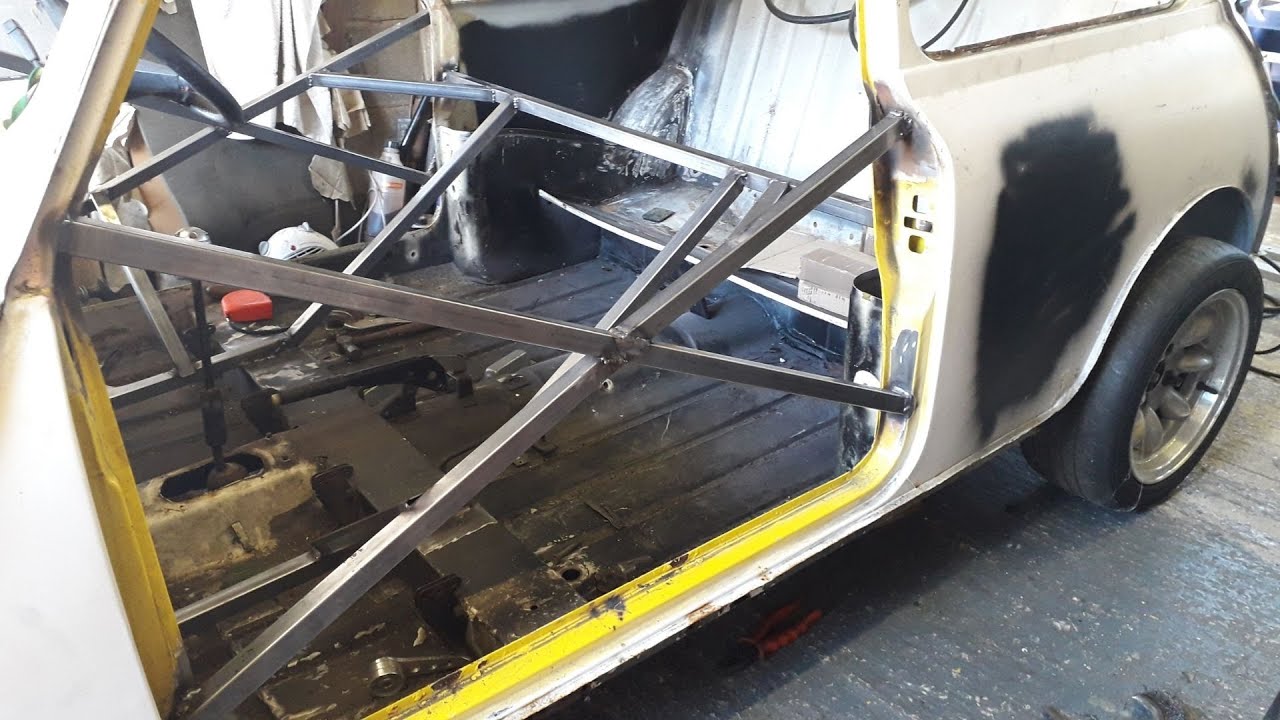 Austin-Morris mini strip down