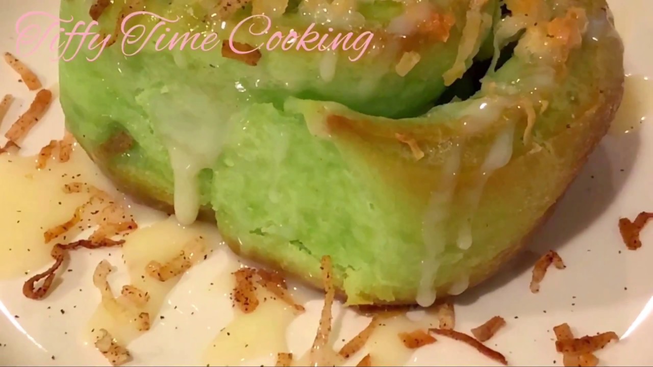 Pandan Coconut Rolls with Condensed Milk