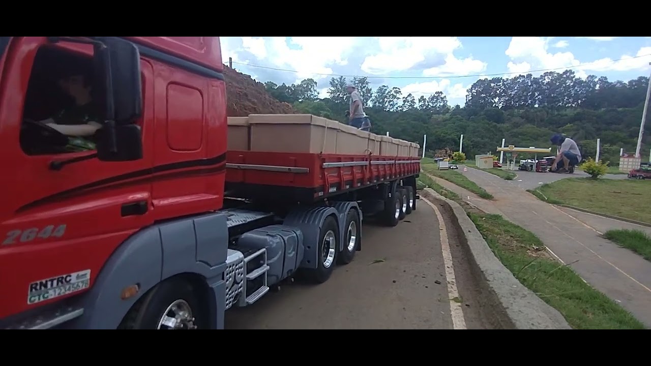 SUBINDO A SERRA DE SÃO PEDRO SP#mercedesbenz #truckmodelismo 