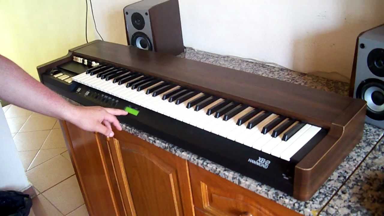 Hammond XB 2