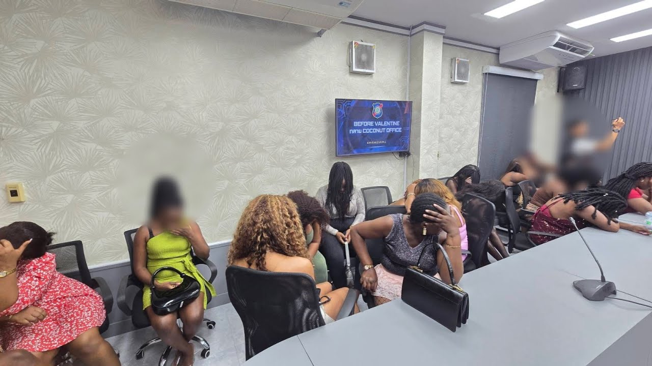 В ходе операции «Валентин» полиция Паттайи арестовала более 20 предполагаемых иностранных простит...