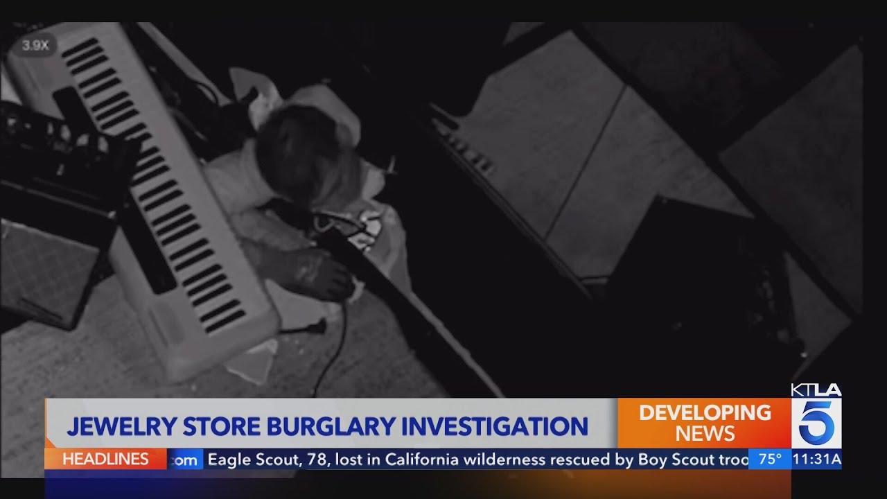 Thieves cut roof, steal gold from century-old business in Manhattan Beach