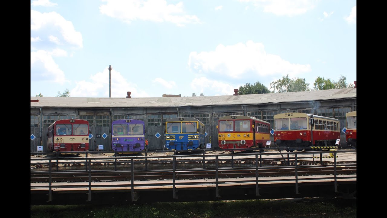 50 let motorových vozů 810 (M152.0) v Turnově (18.6.2023)