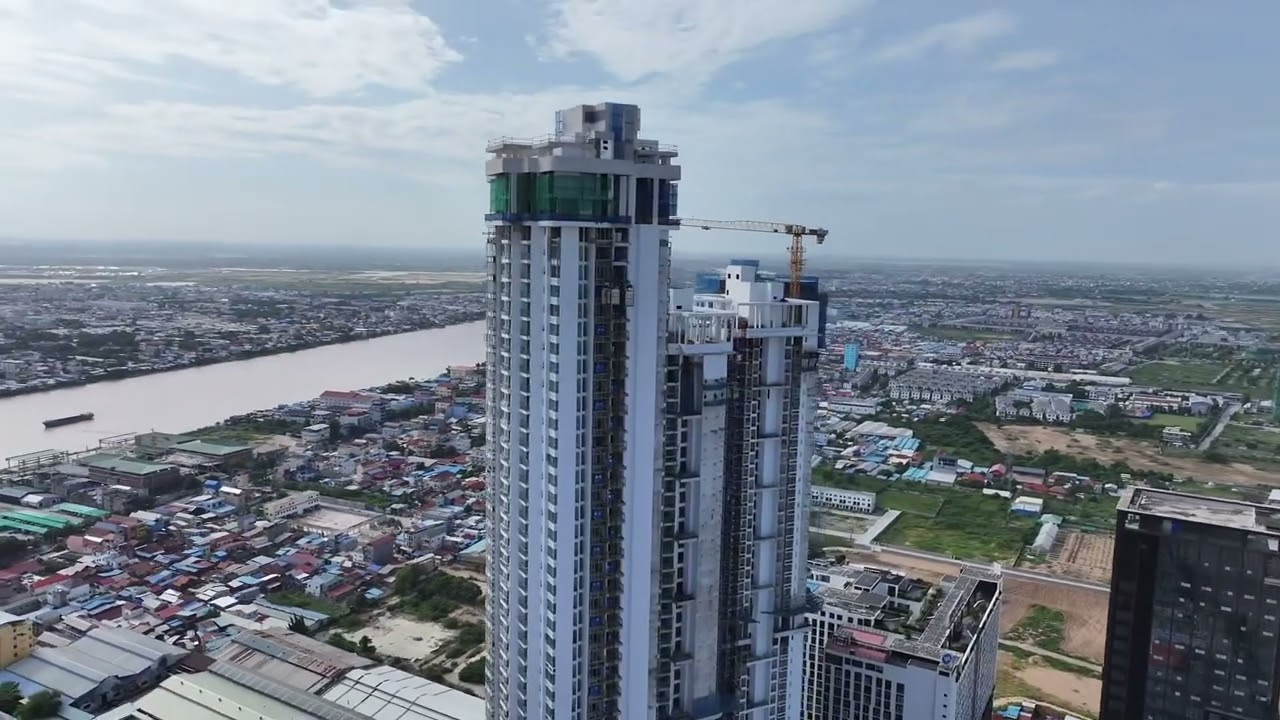 Penthouse at Urban Village Near Aeon3