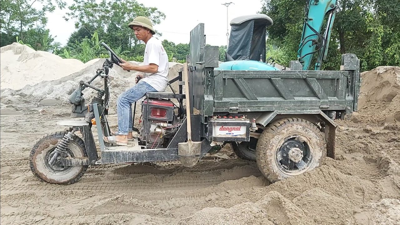 🔴Công nông chở gạch và cát | ô tô tải chở gạch | máy xúc cát | máy nâng gạch | excacvator working
