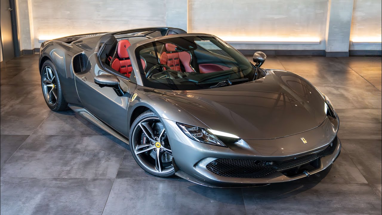 Ferrari 296 GTS 2024 года &mdash; цвет &laquo;серый ферро металлик&raquo; &mdash; осмотр + звук двигателя и выхлопа