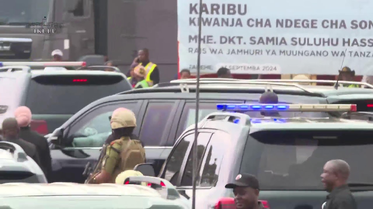 RAIS DKT. SAMIA AKIWASILI KATIKA UWANJA WA NDEGE WA SONGEA KWAJILI YA KUANZA ZIRA YAKE YA KIKAZI …