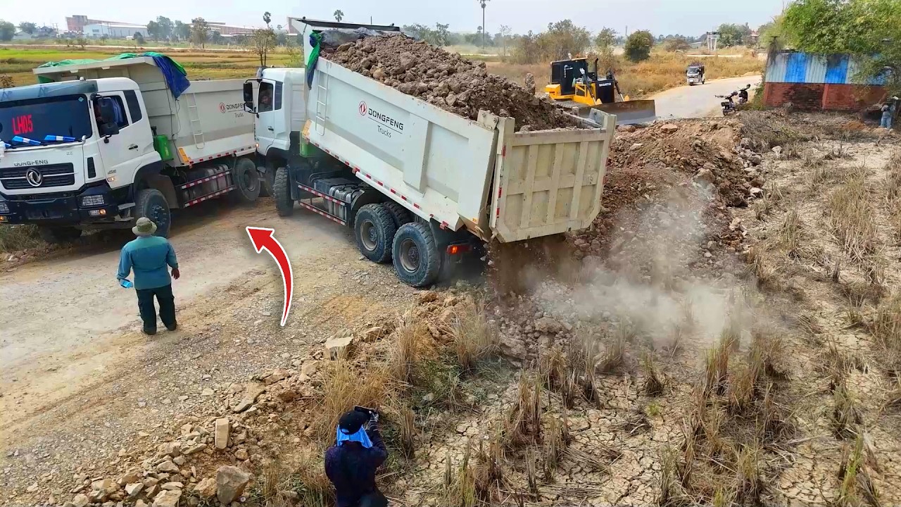 Start Incredible new Landfill Be Careful!! Dozer Push soil Stone with Dump Truck 25.5Ton ,