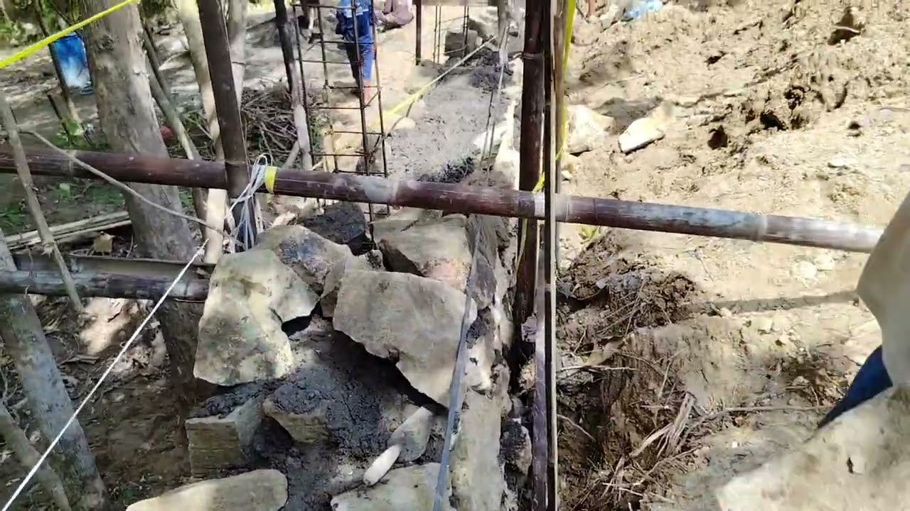 Pondasi Talut Dengan Beton Bertulang 