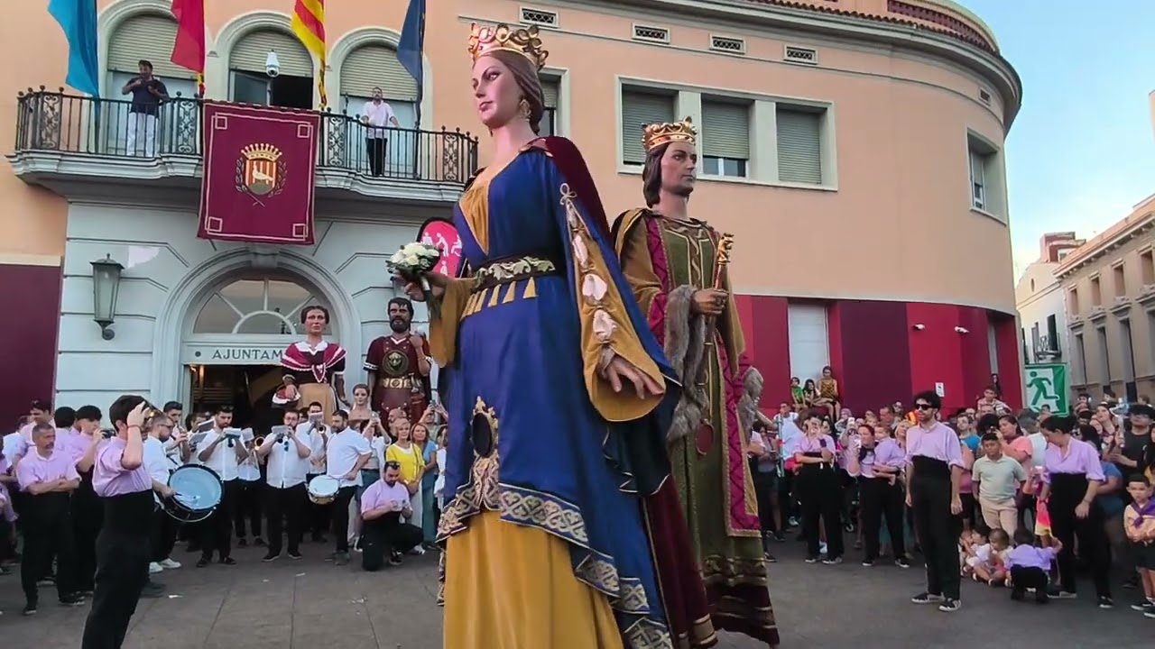 Ball Dels Gegants vells de santa Coloma de Gramenet a la Seva Trobada 