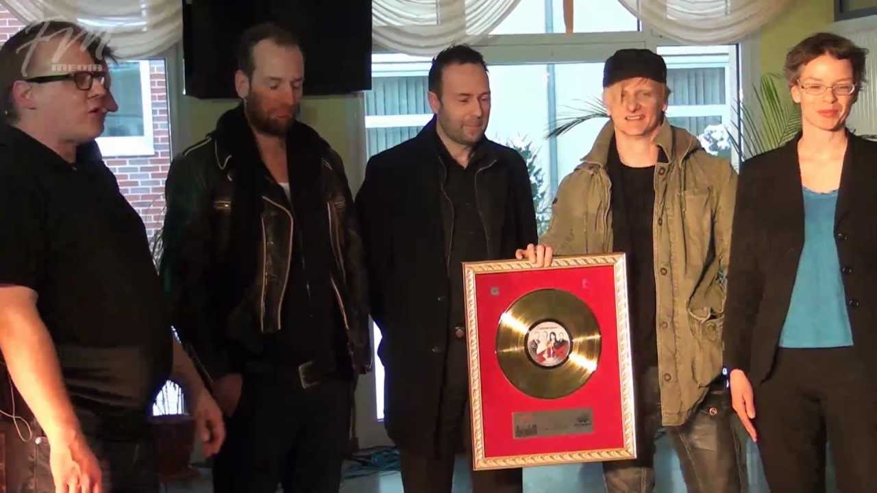 SIX erh&auml;lt die Goldene Schallplatte, 25.01.2013