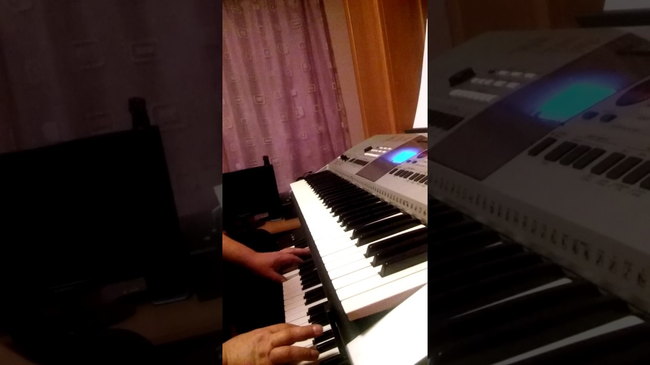 Boys-Kochana uwierz mi  Roland BK3 i Yamaha PSR e413