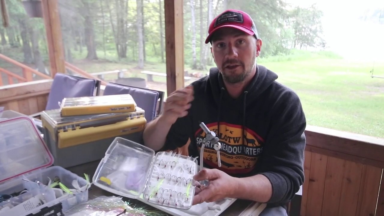 How To Tie Feathered Treble Hooks For Your Topwater Baits