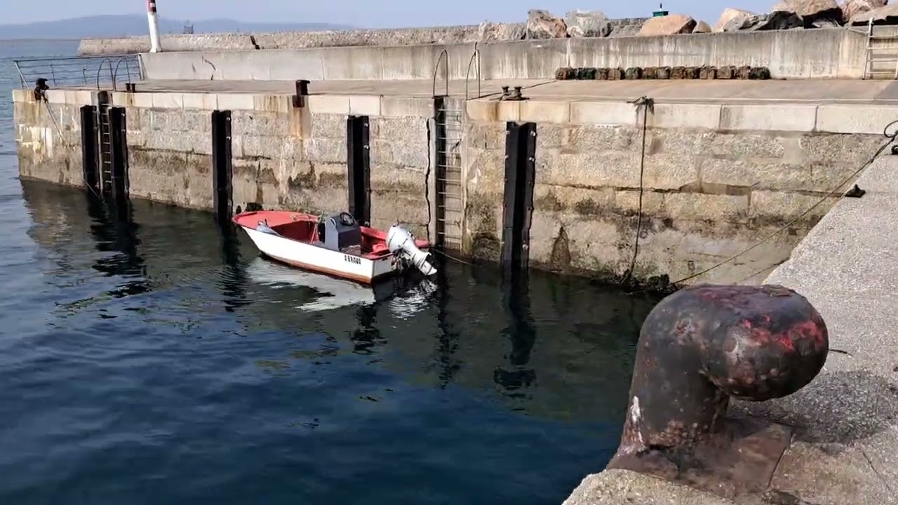 Puerto de San Ciprian .San cibrao