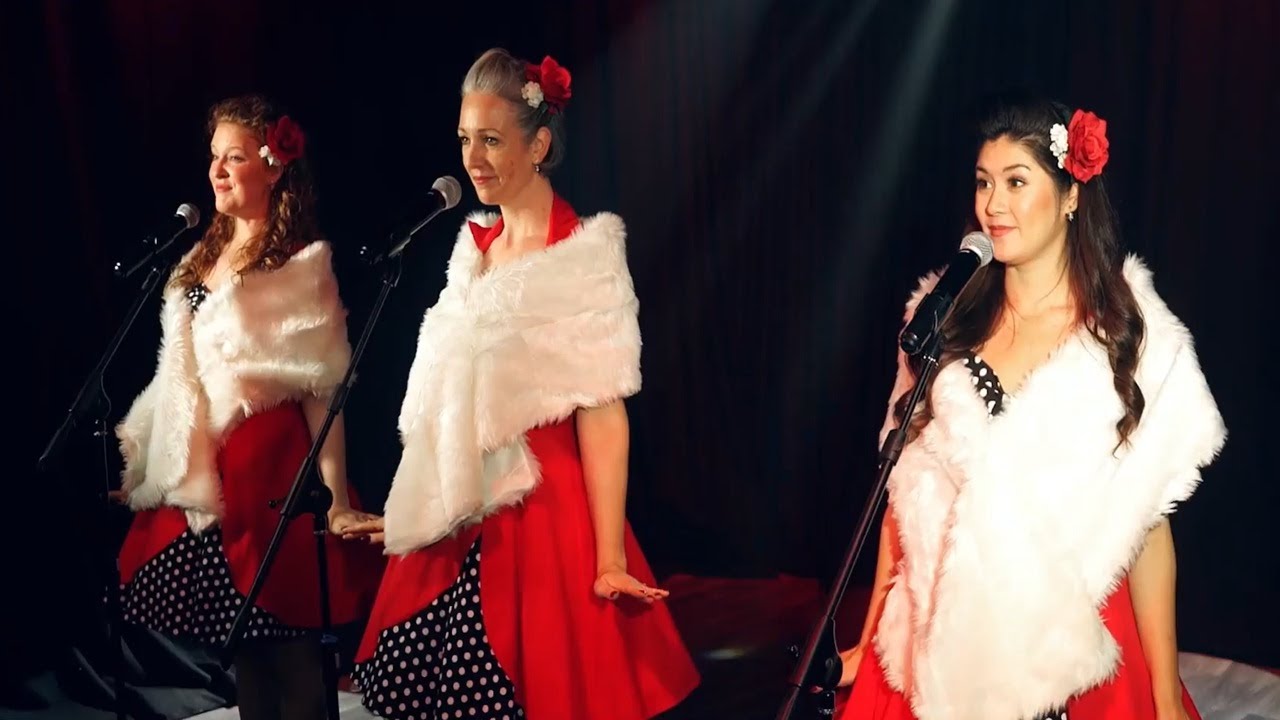 Christmas Harmony Trio Singers
