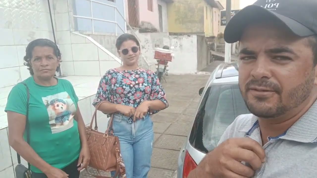 HOJE EU FUI MAIS DAIANE E DONA LEO FAZER A A NOSSA FEIRAS 