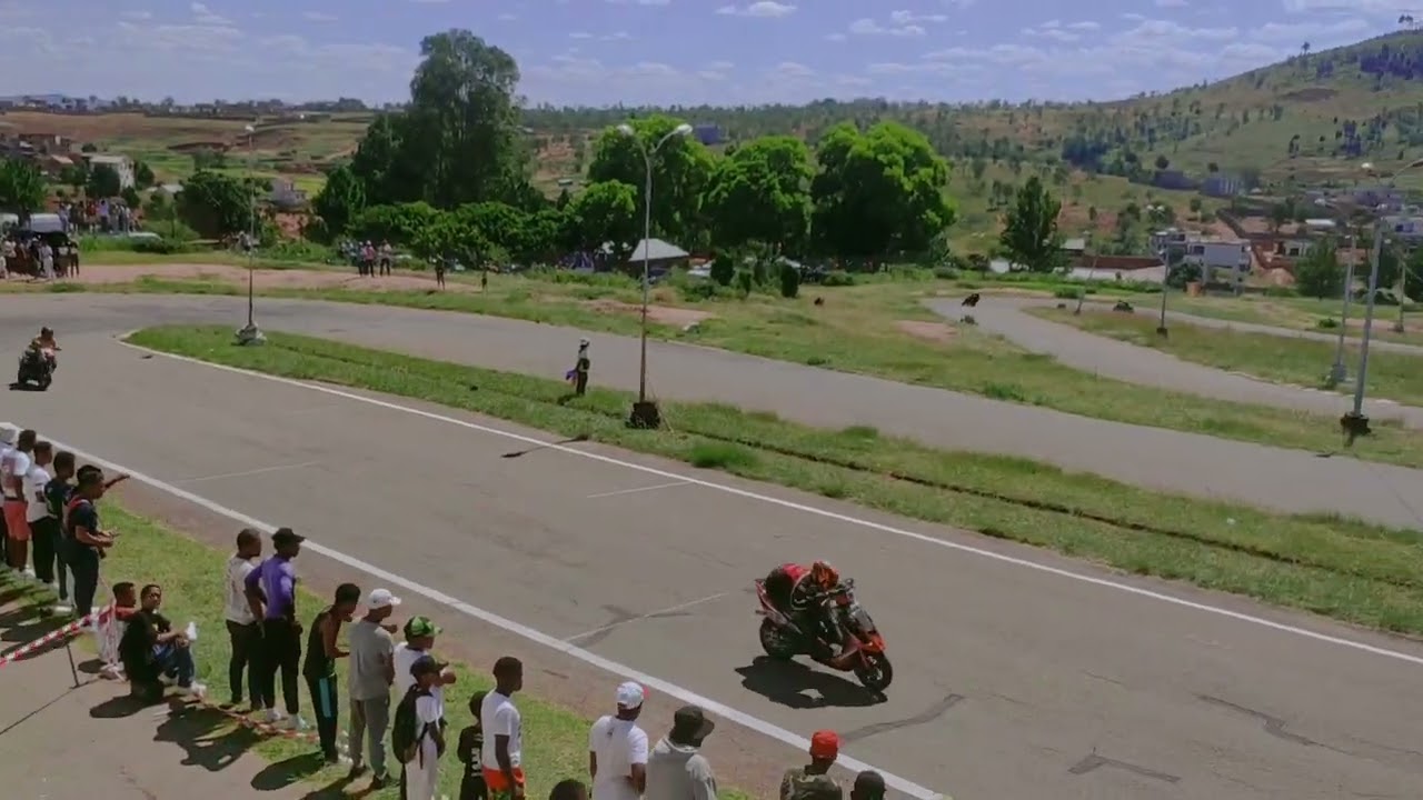 2ème  Championnat de Madagascar 2024 Scooter catégorie 4t