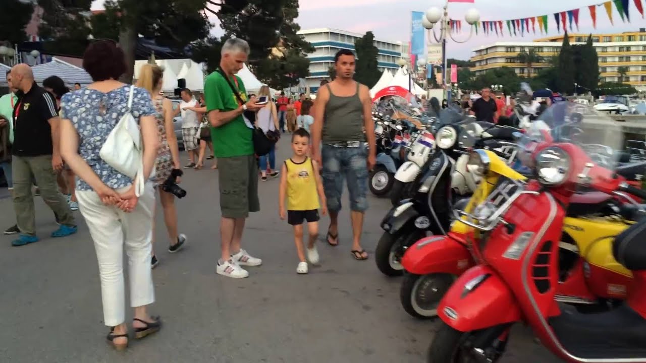 Vespa World Days Biograd na Moru 2015
