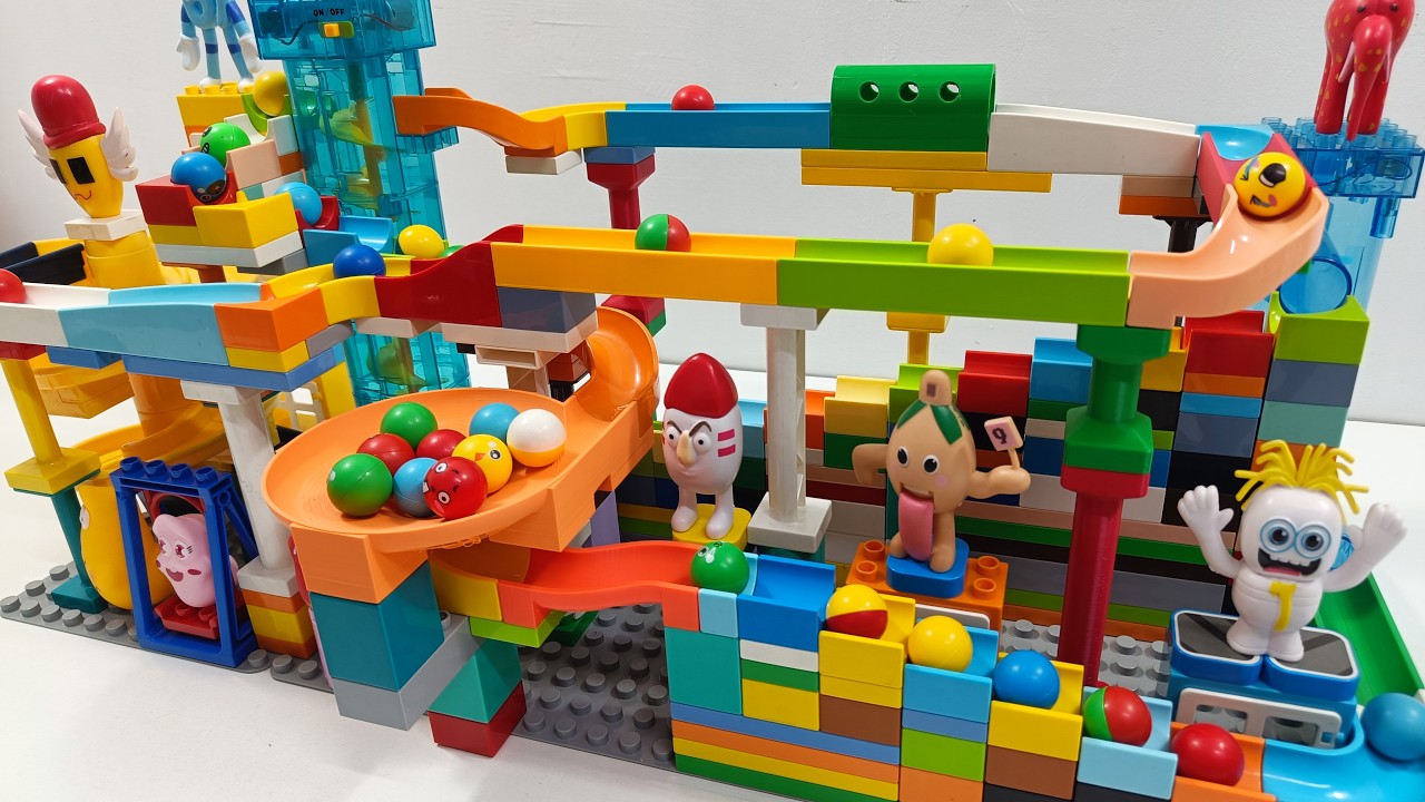 Insane LEGO Duplo Marble Run With Larva & Steal a Brainrot Chaos