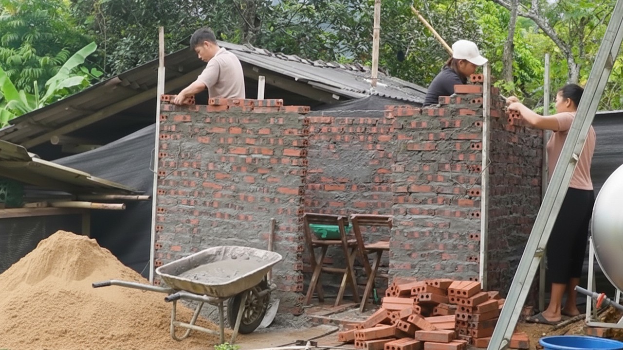 Harvesting a Huge Banana Crop and Helping Kong Build a Simple Toilet