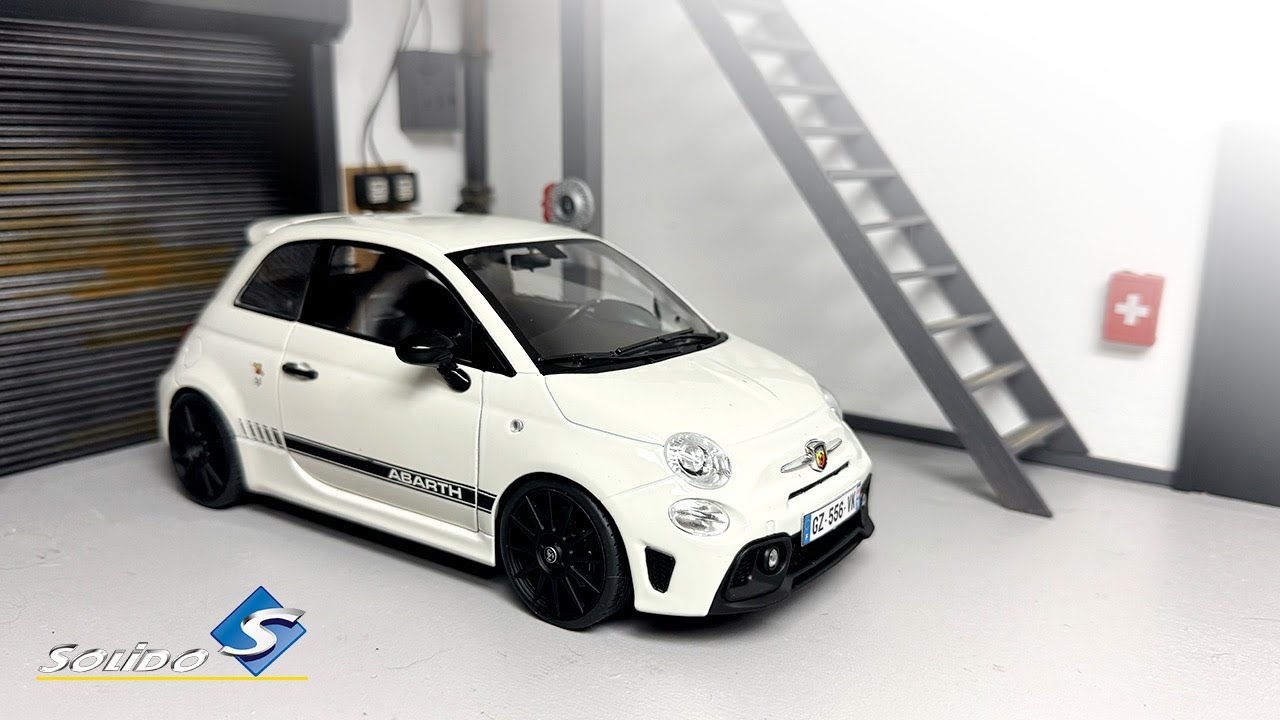 Difficile de résister à cette Abarth 595 de Solido au 1/18 (184)