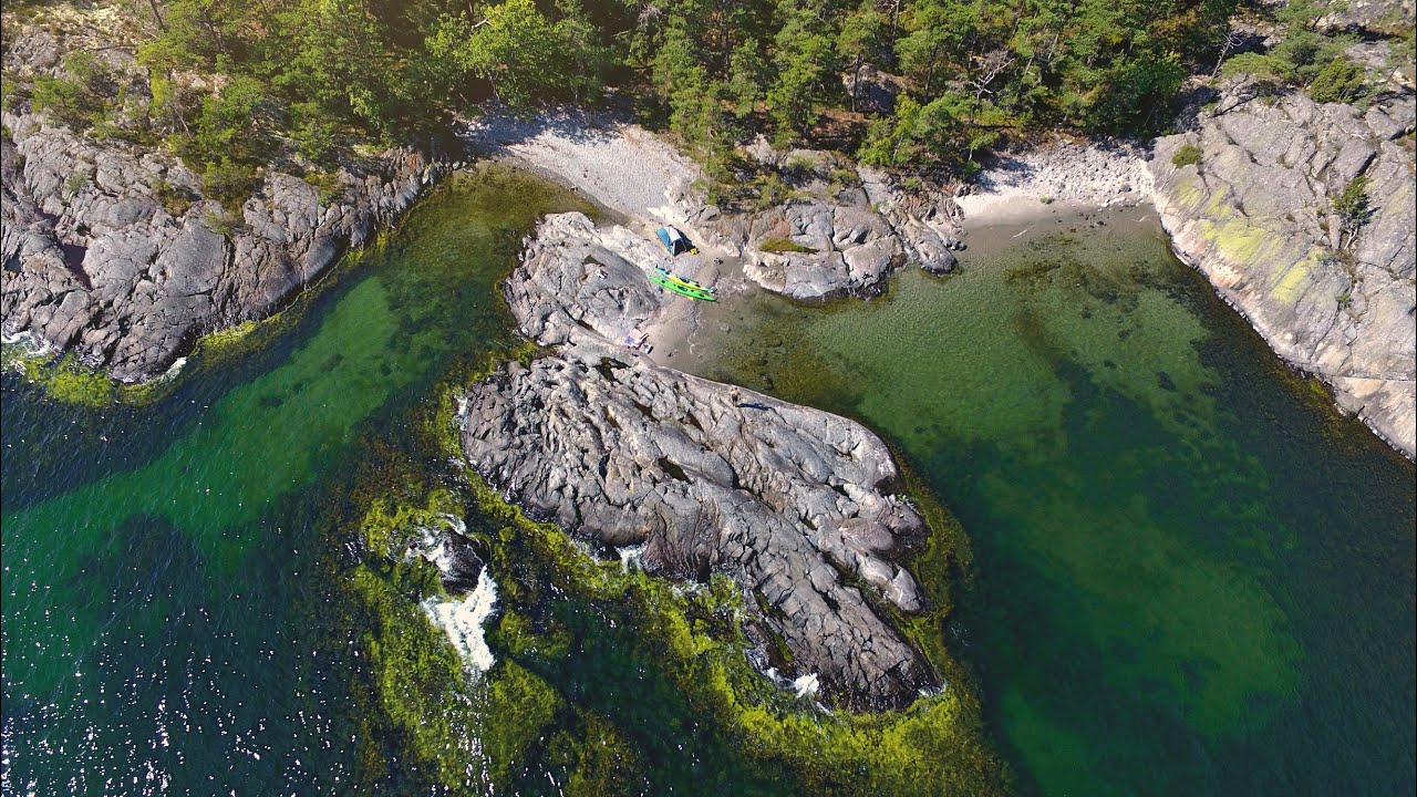 SEA KAYAKING SWEDEN - Stockholm Archipelago