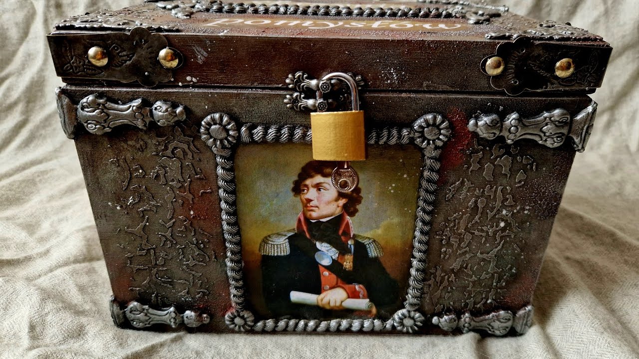 a box of ideas with a Polish national hero T. Kościuszko