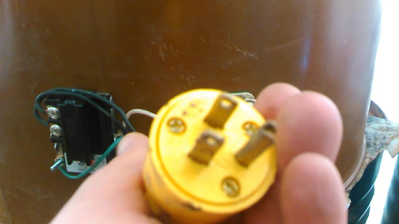 $25 DIY automatic chicken scalding pot. Don't process chickens without this! *NOTHING GRAPHIC*