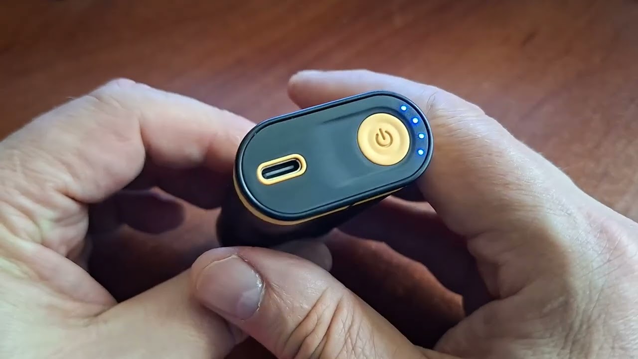 2в1  Power Bank ліхтар Nitecore NC10000 20w, QC 3 0, 10000mAh - максимум стійкості до екстриму.