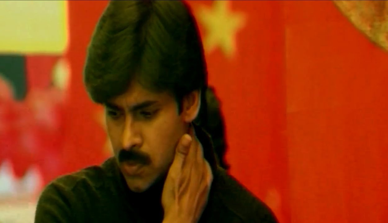 Pawan Kalyan Superb Action Scene || Kushi Movie || Pawan Kalyan || Bhoomika Chawla || shalimarcinema